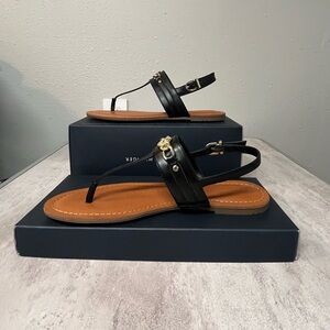 Tommy Hilfiger Black and Tan Sandals Toe Tong Buckle Gold Hardware size 9
